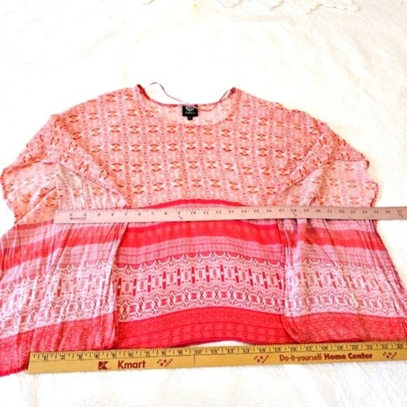 Bobeau Women's Blouse Size Medium Pink Bohemian Flowy Beachy Vacation Geometric - Picture 12 of 14